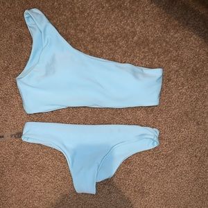 One shoulder swimsuit